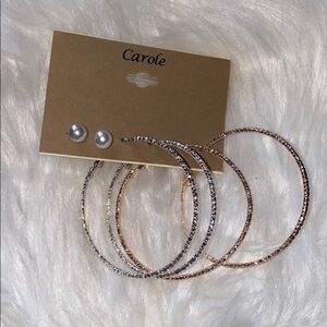 New without tags Carole earrings